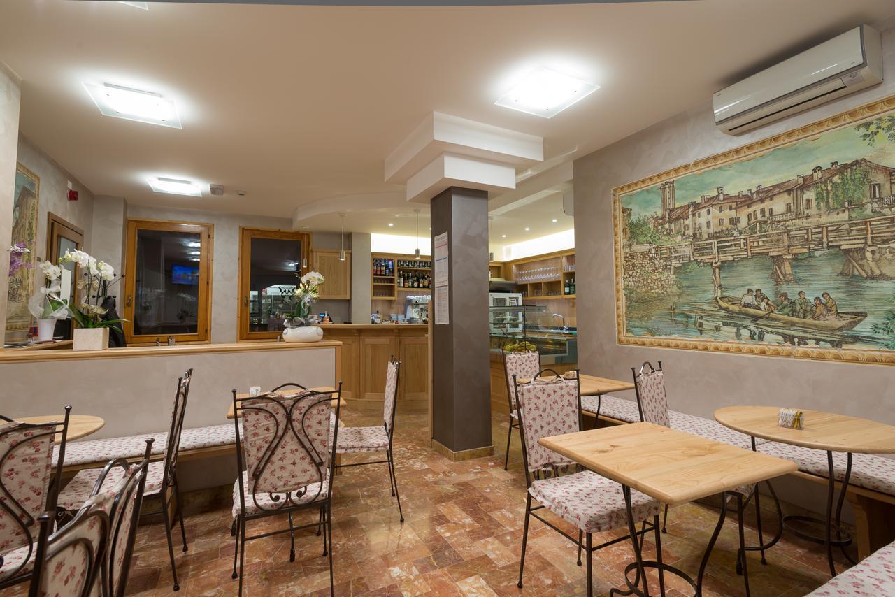 Hotel Italia Sacile Exterior photo